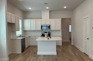 16912 Kempwood, Montgomery, TX 77316 - Photo 6