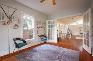 108 W 10th 1/2 St, Houston, TX 77008 - Photo 6