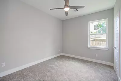 5447 N Shady Creek Drive, Houston, TX 77017 - Photo 14