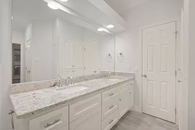 12859 Kingsbridge Lane, Houston, TX 77077 - Photo 20