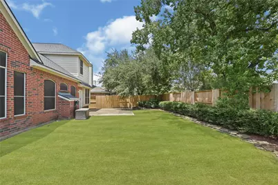 10626 Sterling Manor Drive, Spring, TX 77379 - Photo 32