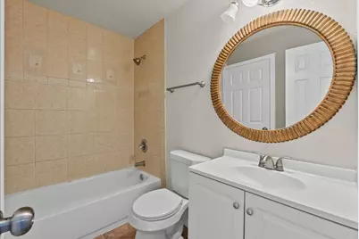 430 W Redway Lane W, Houston, TX 77598 - Photo 14