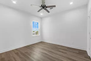 3903 Pirates Beach Cir, Galveston, TX 77554 - Photo 24