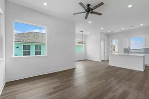 3903 Pirates Beach Cir, Galveston, TX 77554 - Photo 4