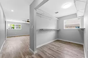 206 W North Hill Dr, Spring, TX 77388 - Photo 16