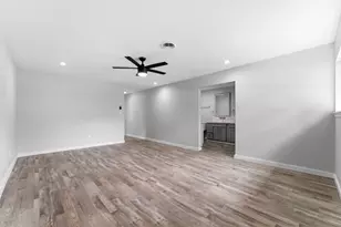 206 W North Hill Dr, Spring, TX 77388 - Photo 18