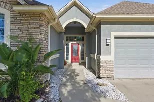 5218 Park View Dr, Willis, TX 77318 - Photo 2