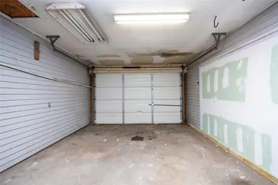 304 Harris Boulevard, Conroe, TX 77301 - Photo 22