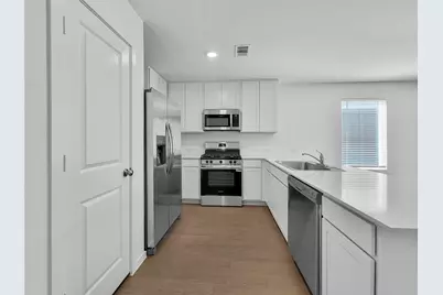 273 Douglas Hills Drive, Magnolia, TX 77354 - Photo 4