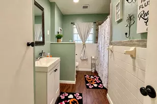 2202 French Pl, Baytown, TX 77520 - Photo 8