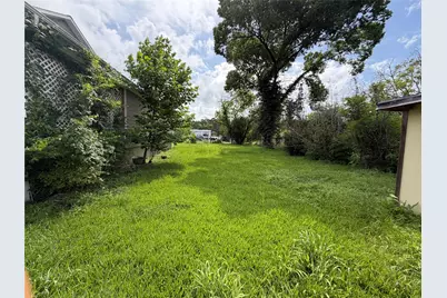 5821 Woodview Drive, Humble, TX 77396 - Photo 18