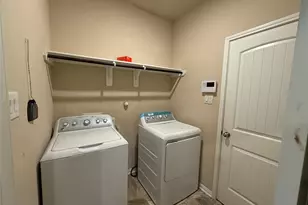 7642 Aiiden Ridge Ln, Houston, TX 77016 - Photo 12