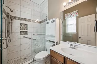 2902 Red Maple Dr, Katy, TX 77494 - Photo 24