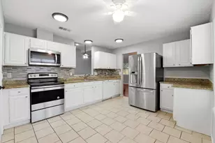 21330 Golden Dove Dr, Spring, TX 77388 - Photo 10