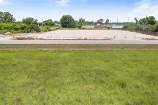 3132 County Rd 61, Rosharon, TX 77583 - Photo 10