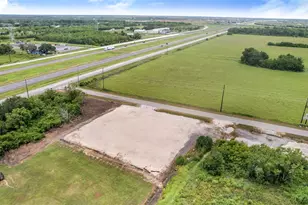 3132 County Rd 61, Rosharon, TX 77583 - Photo 4