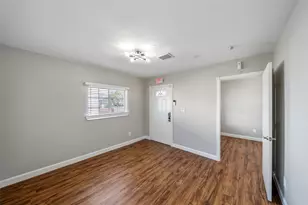 2009 N Durham Dr, Houston, TX 77008 - Photo 24