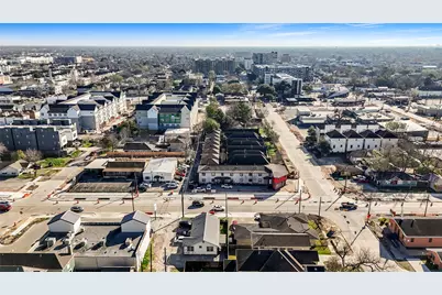 2009 N Durham Drive, Houston, TX 77008 - Photo 36