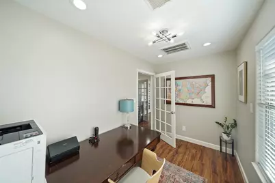 2009 N Durham Drive, Houston, TX 77008 - Photo 12