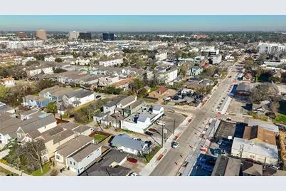 2009 N Durham Drive, Houston, TX 77008 - Photo 42