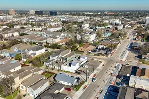 2009 N Durham Dr, Houston, TX 77008 - Photo 42