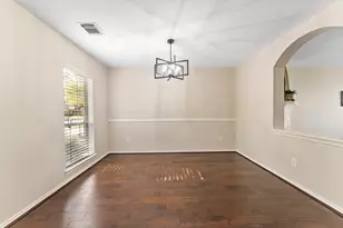 2419 Colonial Springs Ln, Spring, TX 77386 - Photo 4