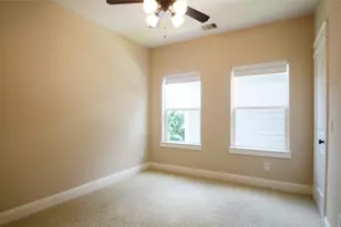 8610 Ashland Way, Houston, TX 77055 - Photo 34