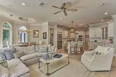 319 S Silvershire Circle, The Woodlands, TX 77381 - Photo 14