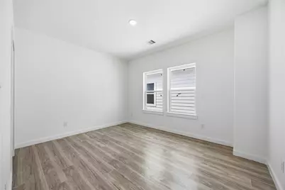 7502 Laura Koppe Road #C-D, Houston, TX 77028 - Photo 12