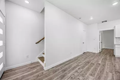 7502 Laura Koppe Road #C-D, Houston, TX 77028 - Photo 10