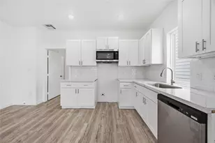 7502 Laura Koppe Rd, Houston, TX 77028 - Photo 8
