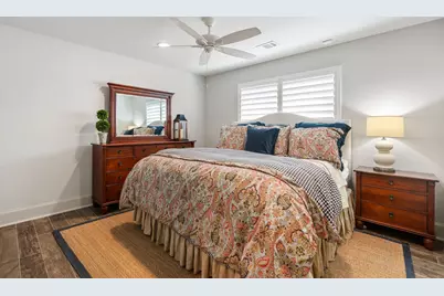 10052 Lynbrook Drive, Houston, TX 77042 - Photo 26