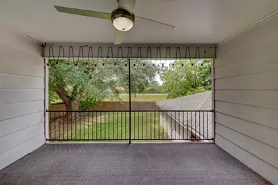 15110 Torry Pines Road, Houston, TX 77062 - Photo 32
