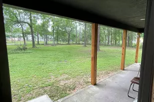 17122 Springfield Dr, Conroe, TX 77302 - Photo 4