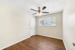 7962 Southmeadow Dr, Houston, TX 77071 - Photo 12