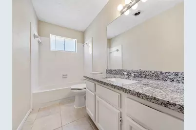7962 Southmeadow Drive, Houston, TX 77071 - Photo 16