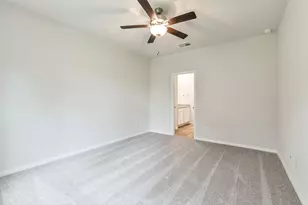 2101 Caney Crk Ln, Conroe, TX 77301 - Photo 18