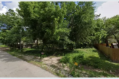 8246 Madera Road, Houston, TX 77078 - Photo 2