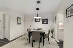 1201 Bering Dr, Houston, TX 77057 - Photo 10