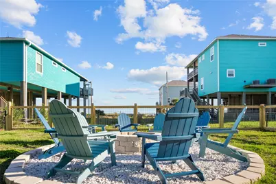 1978 Avenue I, Crystal Beach, TX 77650 - Photo 30