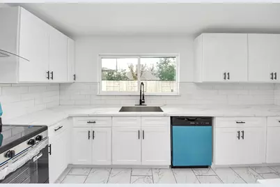 1418 San Sebastian Lane, Nassau Bay, TX 77058 - Photo 22