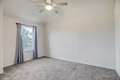 52 Hallmark Drive, Conroe, TX 77304 - Photo 12