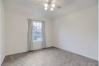 52 Hallmark Drive, Conroe, TX 77304 - Photo 14