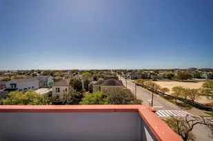 926 Winnie St, Galveston, TX 77550 - Photo 38