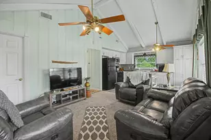 637 Lakeview Dr, Caldwell, TX 77836 - Photo 18