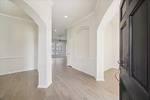 11011 Birch Dr, La Porte, TX 77571 - Photo 4