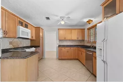 140 County Road 776, Buna, TX 77612 - Photo 8