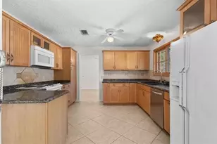 140 Co Rd 776, Buna, TX 77612 - Photo 8