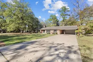 140 Co Rd 776, Buna, TX 77612 - Photo 1