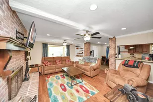 902 Old Mill Ln, Houston, TX 77073 - Photo 8